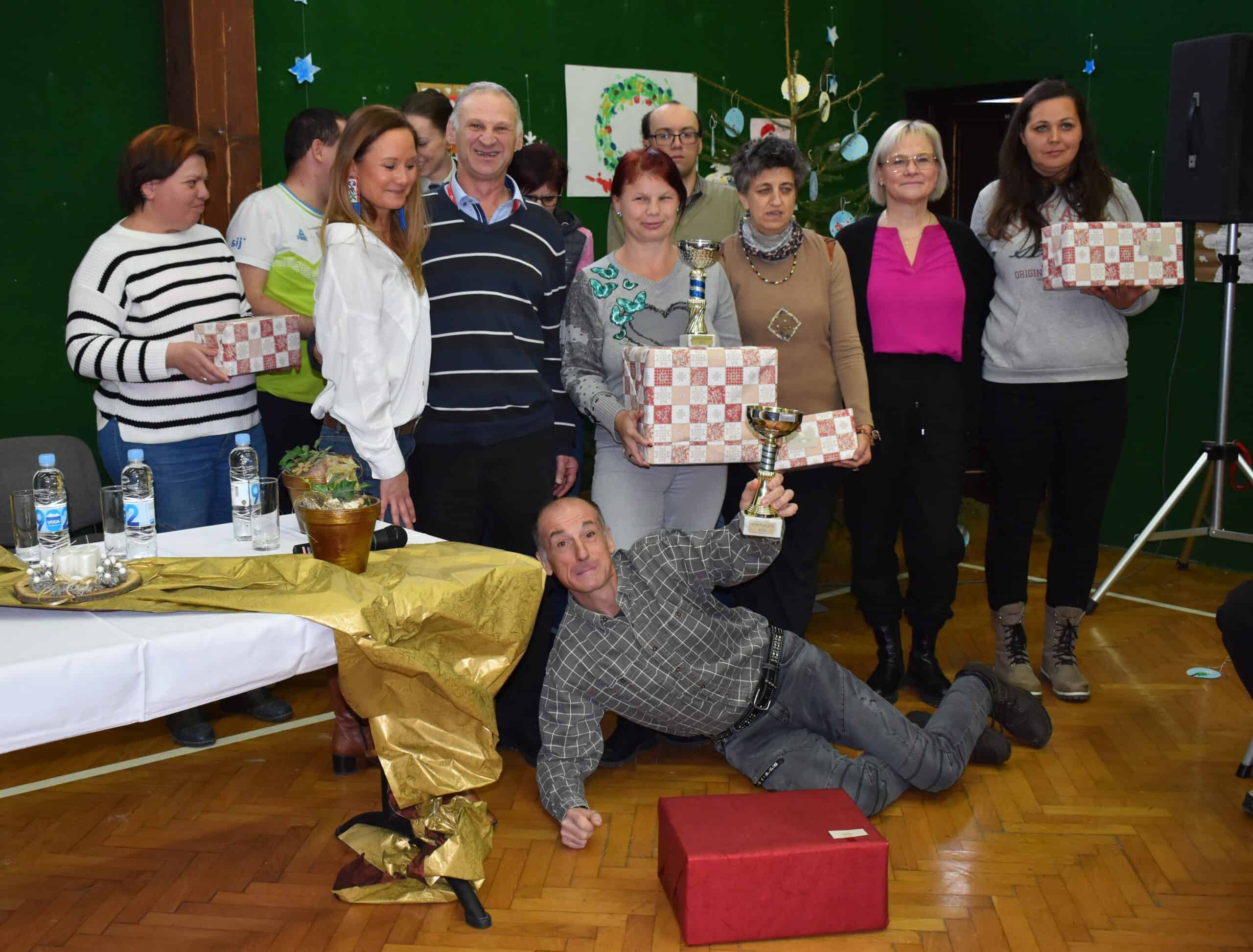 Štefka Kajnc in Simon Fujs sta športnika leta v CUDV Črna na Koroškem (FOTO)