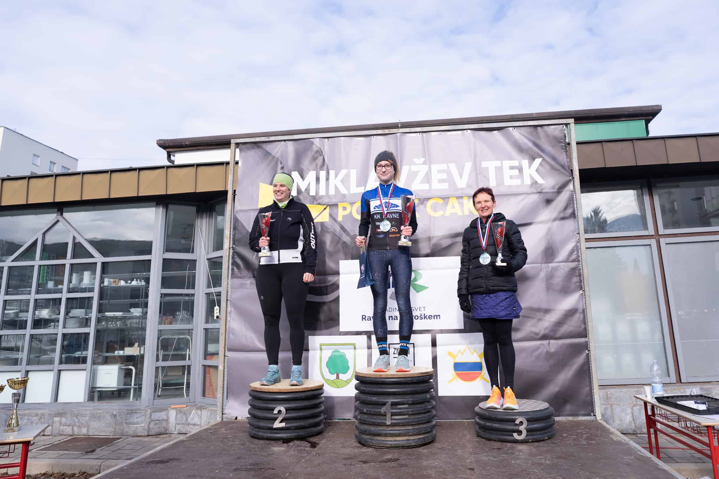 9- Miklavžev tek po cik caku na Ravnah postregel z odličnim vzdušjem in novim rekordom