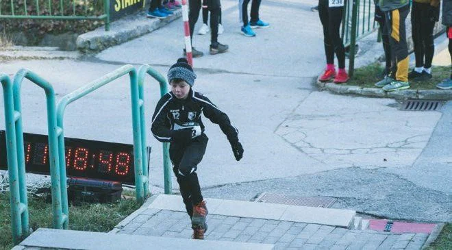 Na Ravnah jutri že 9. Miklavžev tek po Cik Caku