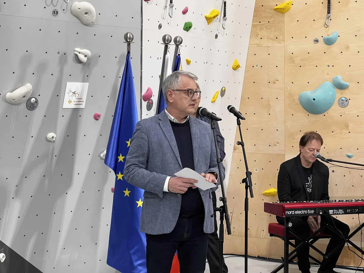 Minister Han v Vitanju z z županjami in župani o razvoju športa in turizma