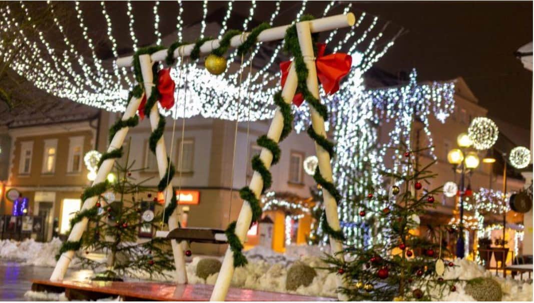 Veseli december v Slovenj Gradcu: Raziskovanje s pomočjo MIRka in škrata Brihte