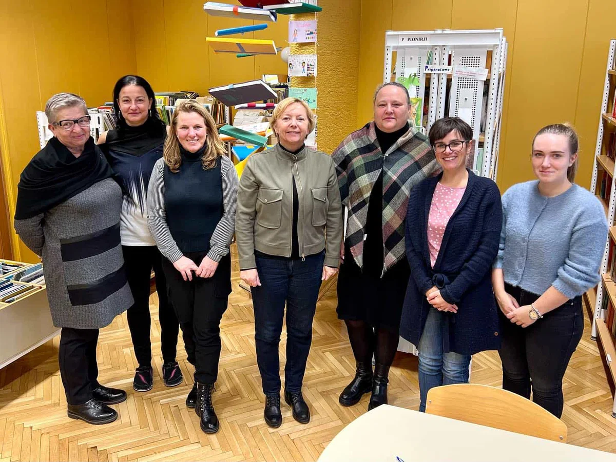 Koroške osnovne šole bile deležne obiska predsednice Zveze prijateljev mladine Slovenije