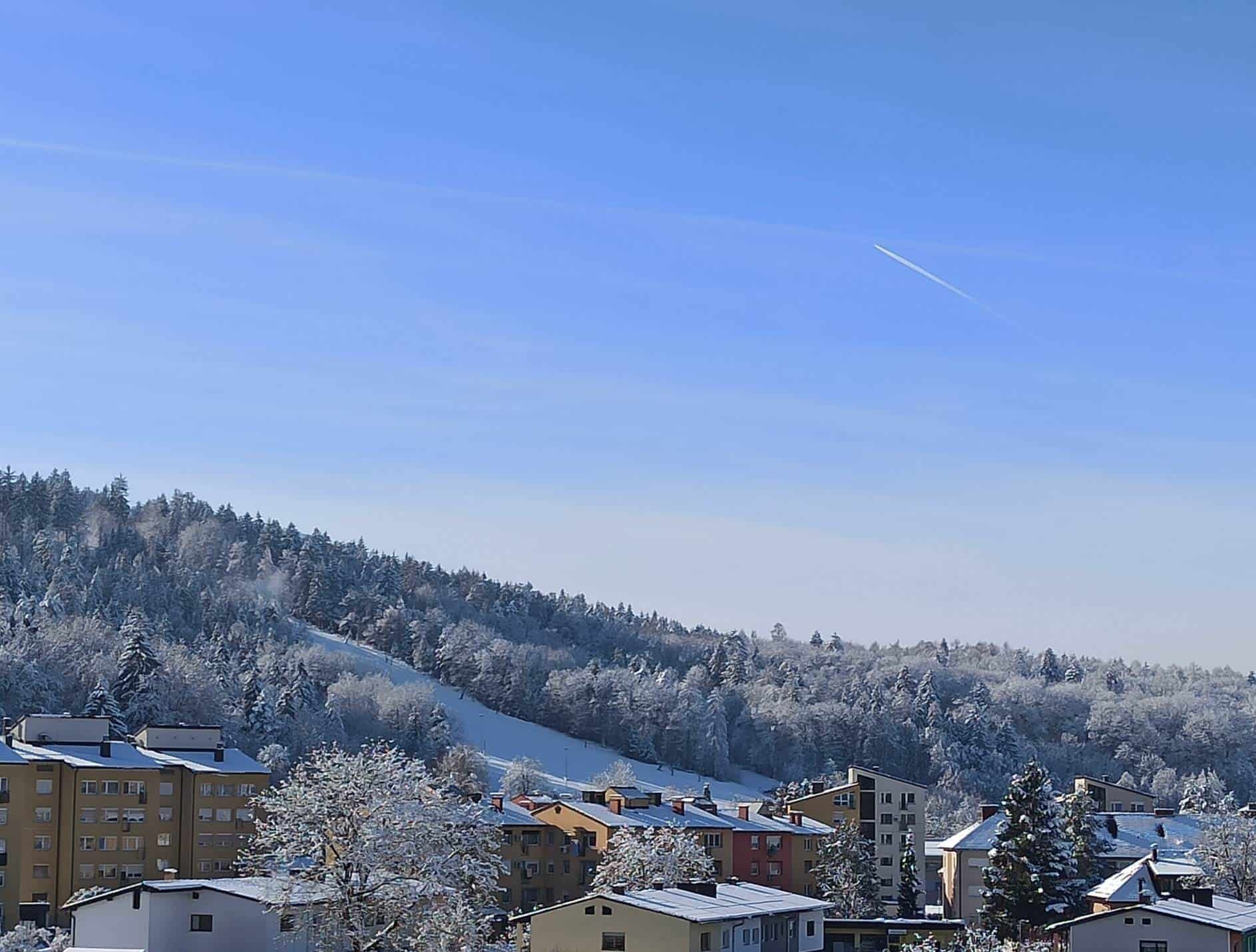 Danes smučanje na Poseki odpade