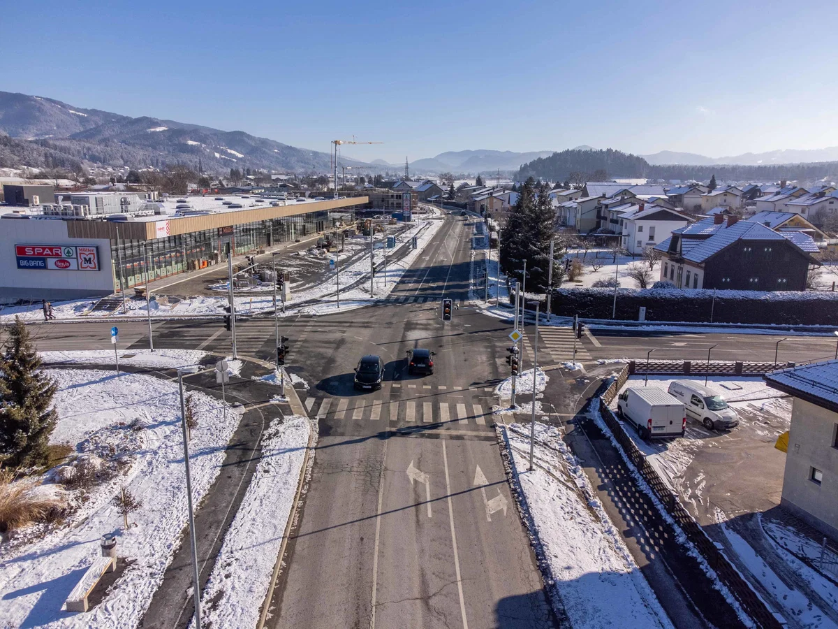 Leto 2025: Za cestno infrastrukturo več sto milijonov evrov
