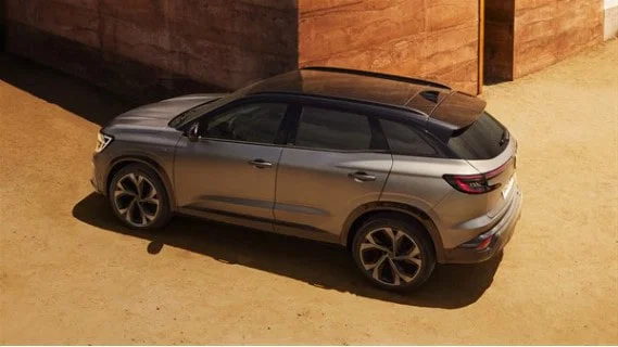 Slovenski avto leta 2024 je Renault Austral