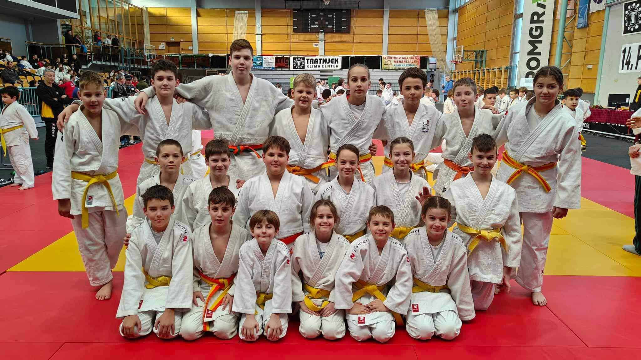 15 odličij za koroške judoiste na prvem tekmovanju v novem letu (FOTO)