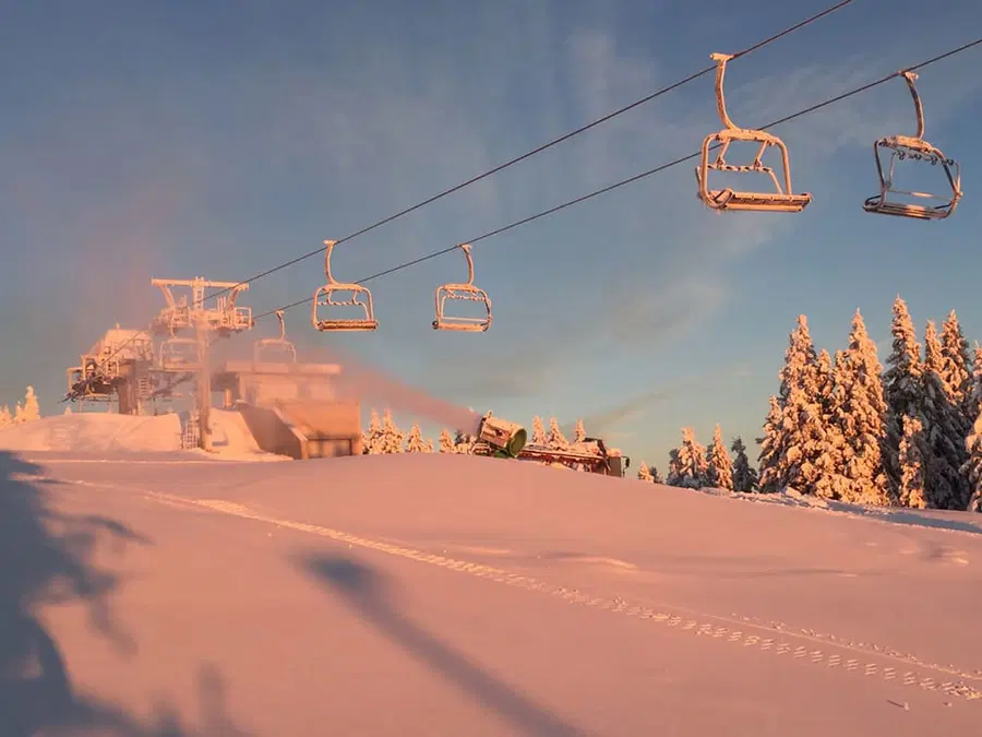 Smučanje na Kopah prinaša obilo užitkov