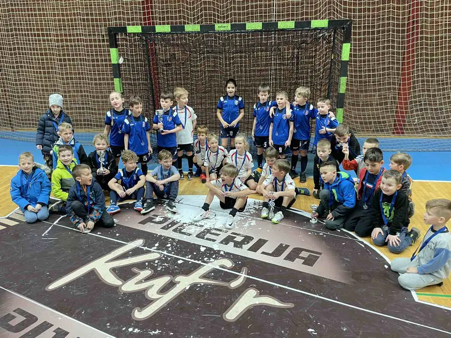 Ta vikend se v Slovenj Gradcu mladi nogometaši potegujejo za pokal Mestne občine Slovenj Gradec (FOTO)