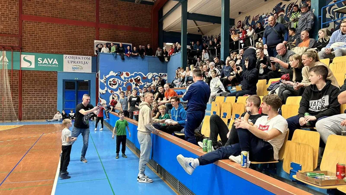 Uspešen zaključek 12. Turnirja za pokal Mestne občine Slovenj Gradec v malem nogometu (FOTO)