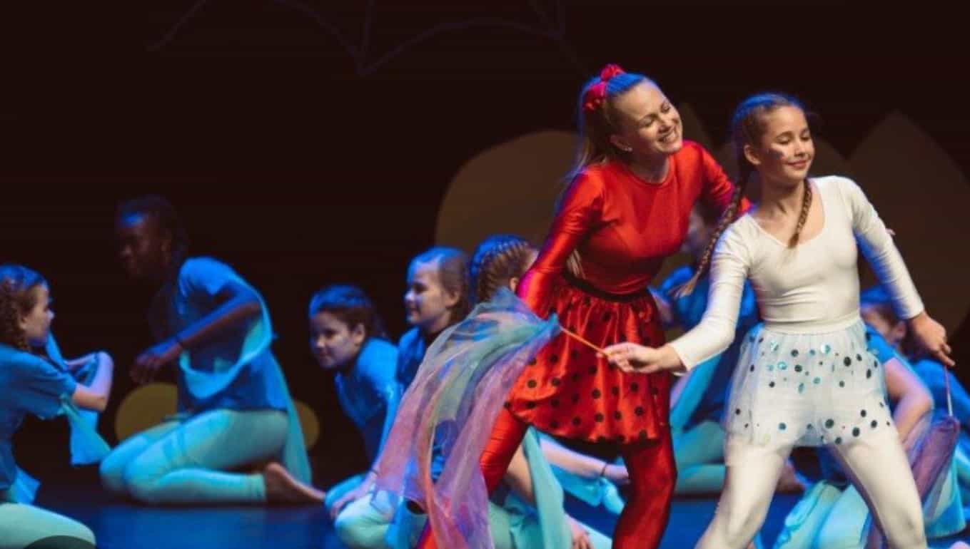 Obvestilo: Otroška predstava ''Vsi tako drugačni'' odpade