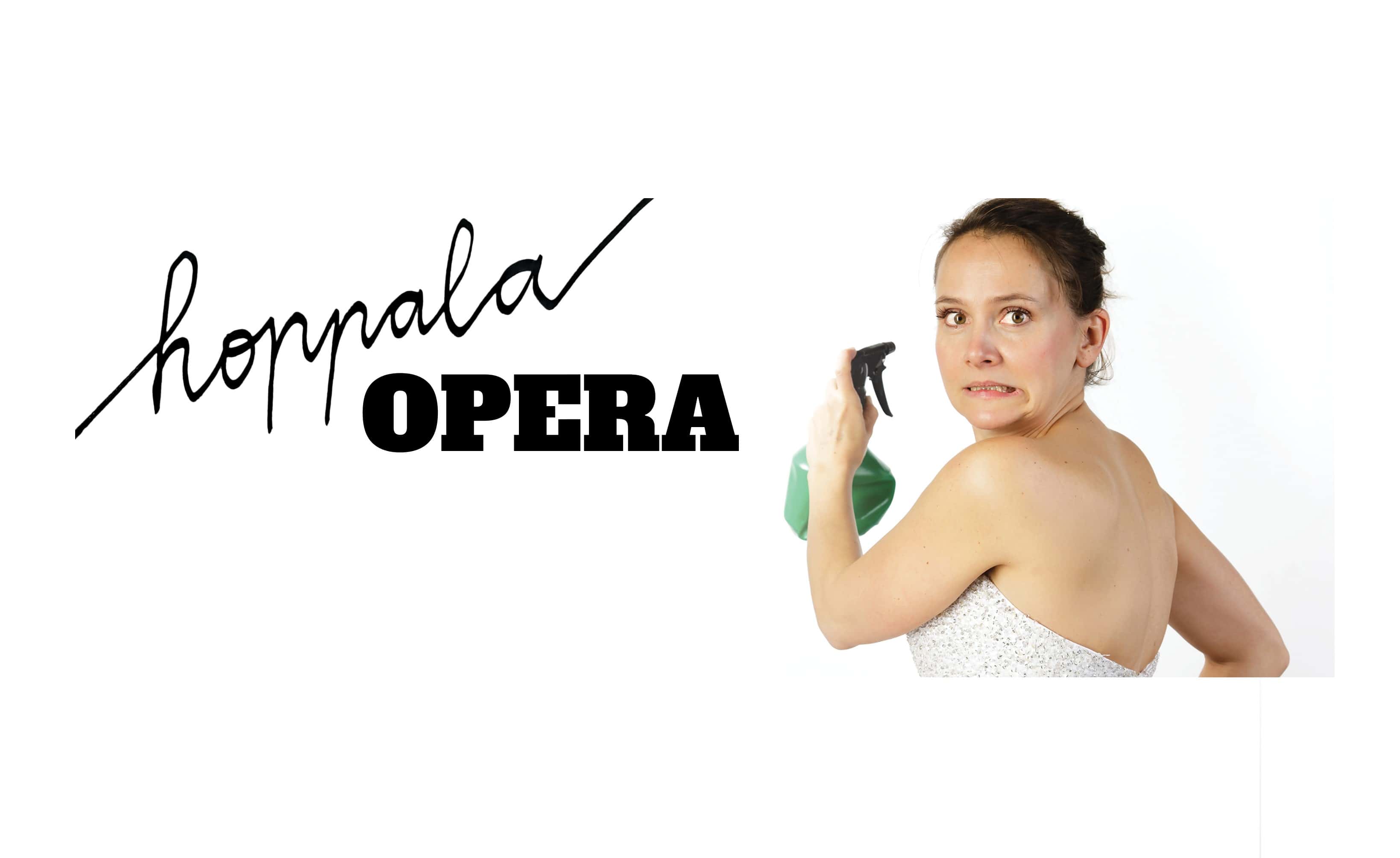 Teater Štrik v novi predstavi razgrinja različne vloge ženske