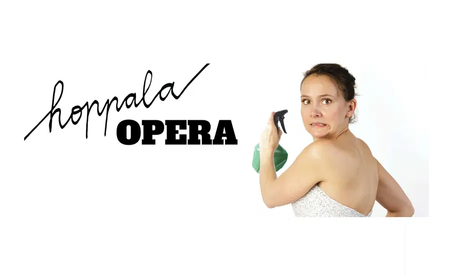 Teater Štrik v novi predstavi razgrinja različne vloge ženske