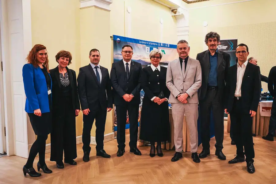 Slovenjgraški župan Tilen Klugler na obisku pri japonski veleposlanici Nj. eksc. Akiko Yoshida