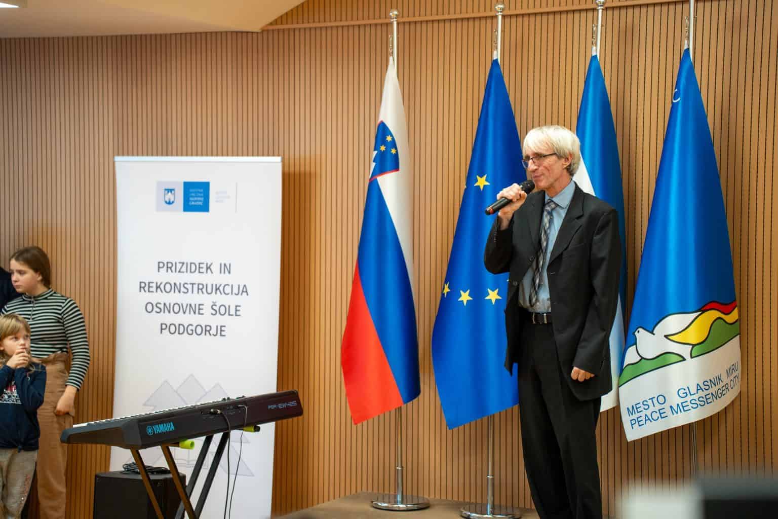 Poslanci so sprejeli novelo Zakona o osnovni šoli, ki prinaša nekaj novosti