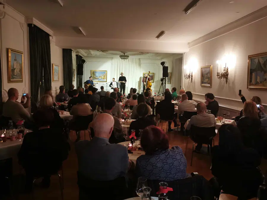 Poseben koncert z guštom v dvorcu Bukovje (FOTO)