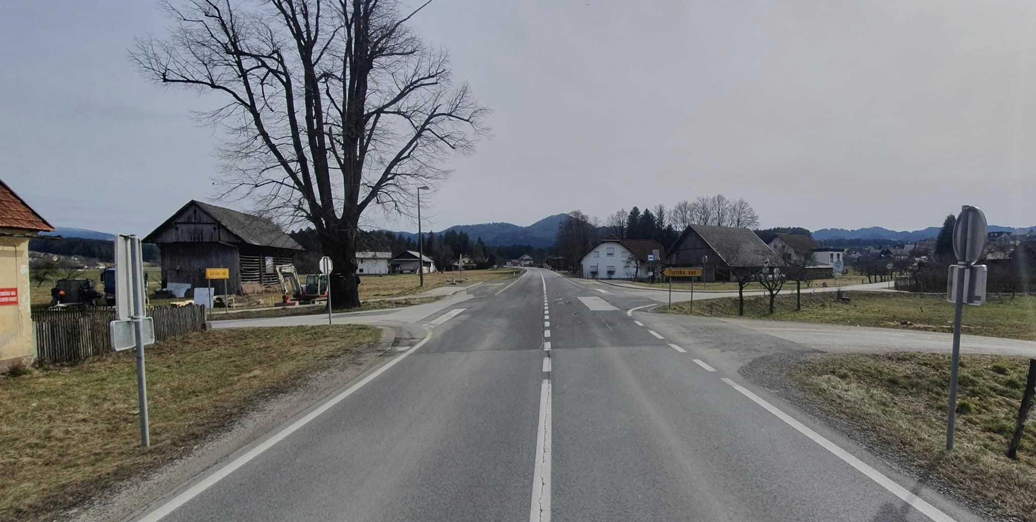Pričenja se gradnja krožnega križišča v Turiški vasi in avtobusnih postajališč