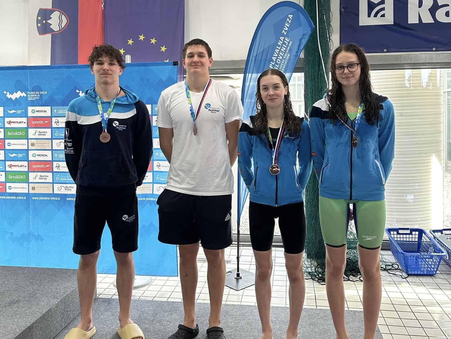 Plavalke in plavalci Fužinarja zablesteli na prvem dnevu državnega prvenstva s 7 medaljami