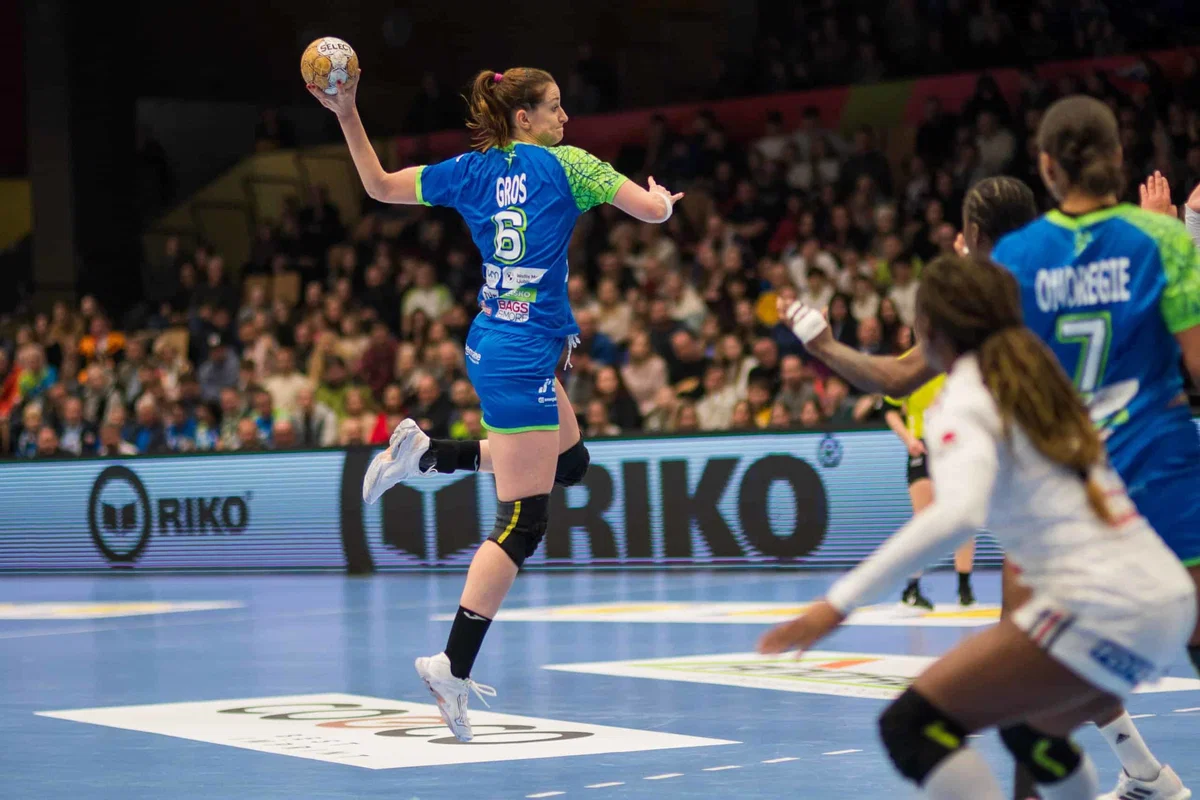 Danes v Parizu tudi prvi slovenski nastopi na OI