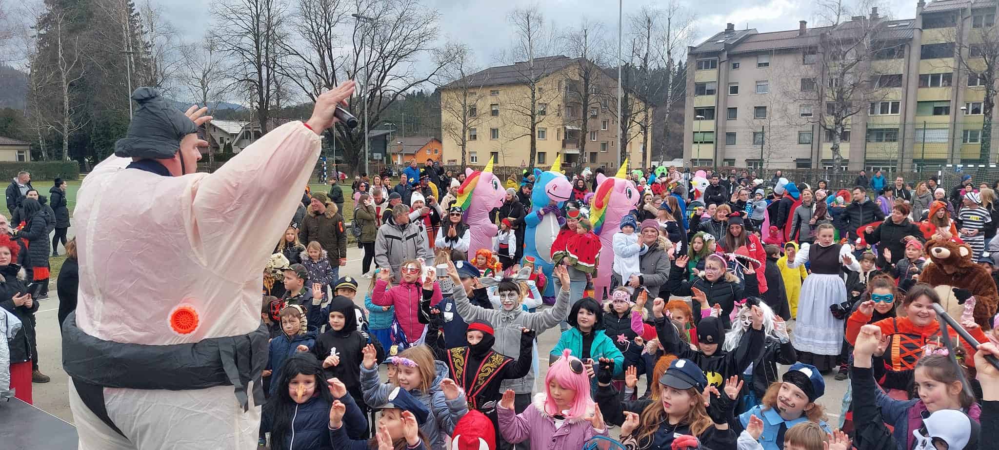Bili smo priča veselemu pustnemu rajanju v Vuzenici