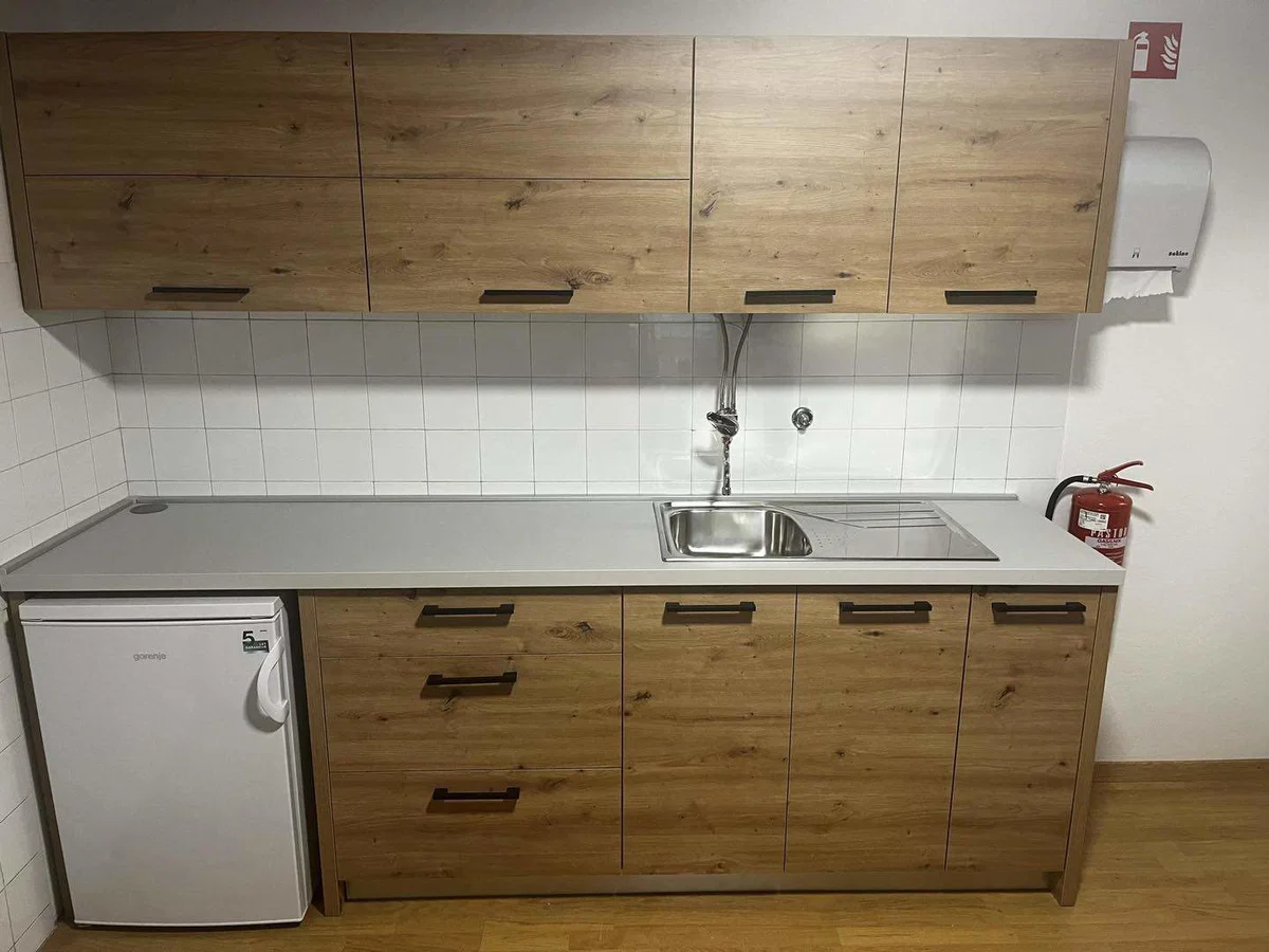 Reševalci ZRCK Mežica dobili donirano novo kuhinjo