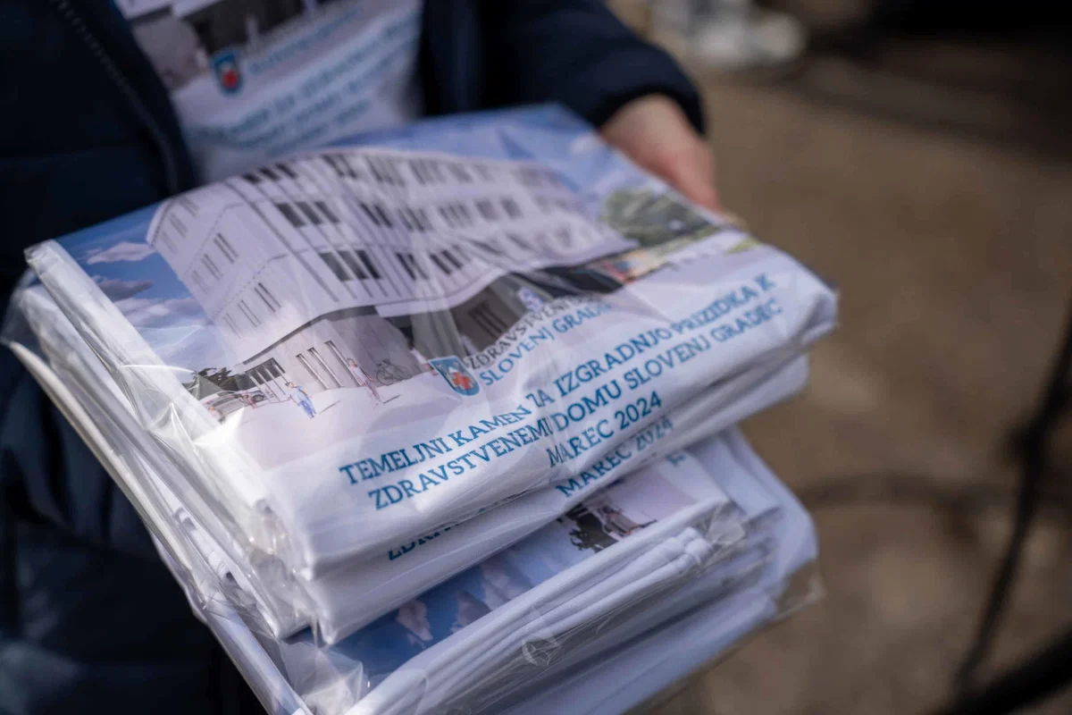 Gradnja prizidka Zdravstvenemu domu Slovenj Gradec: Pomembno obvestilo za občanke in občane