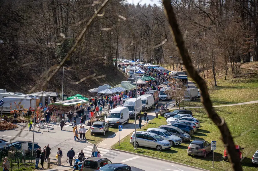 Sodelujte na sejmu Črna nedelja, prijave so odprte