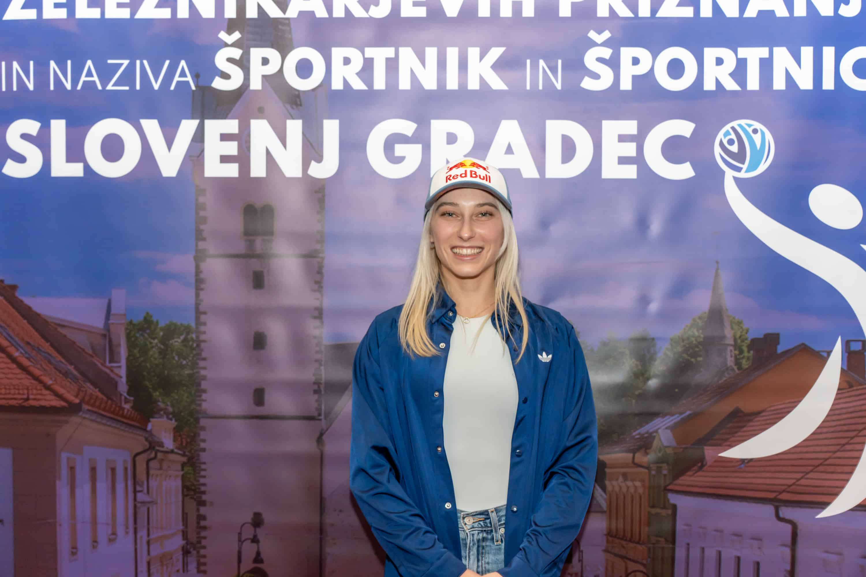 Janja Garnbret najboljša po prvem polčasu finala