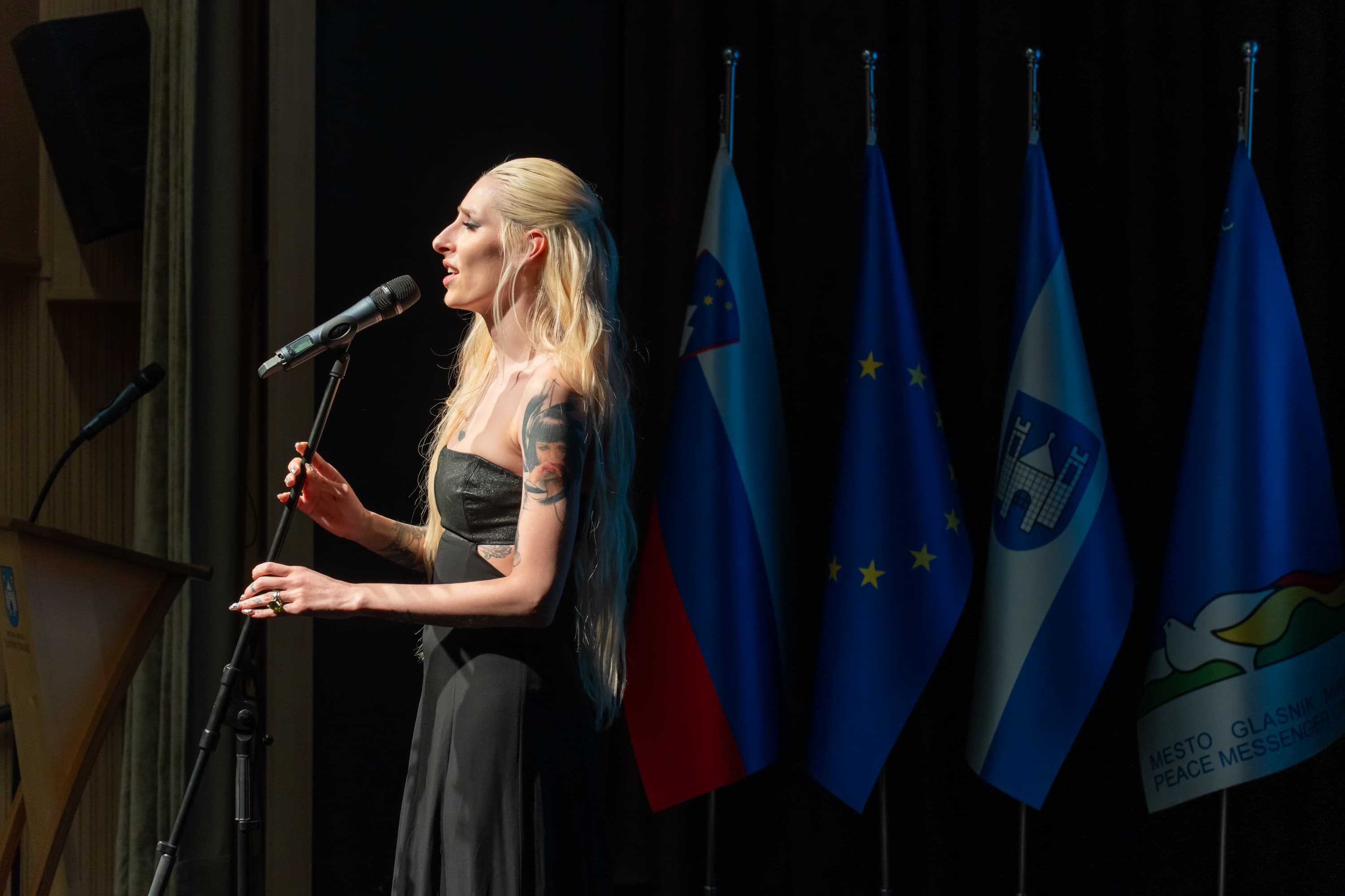 Gostitelja letošnje Eme Raiven in Štras