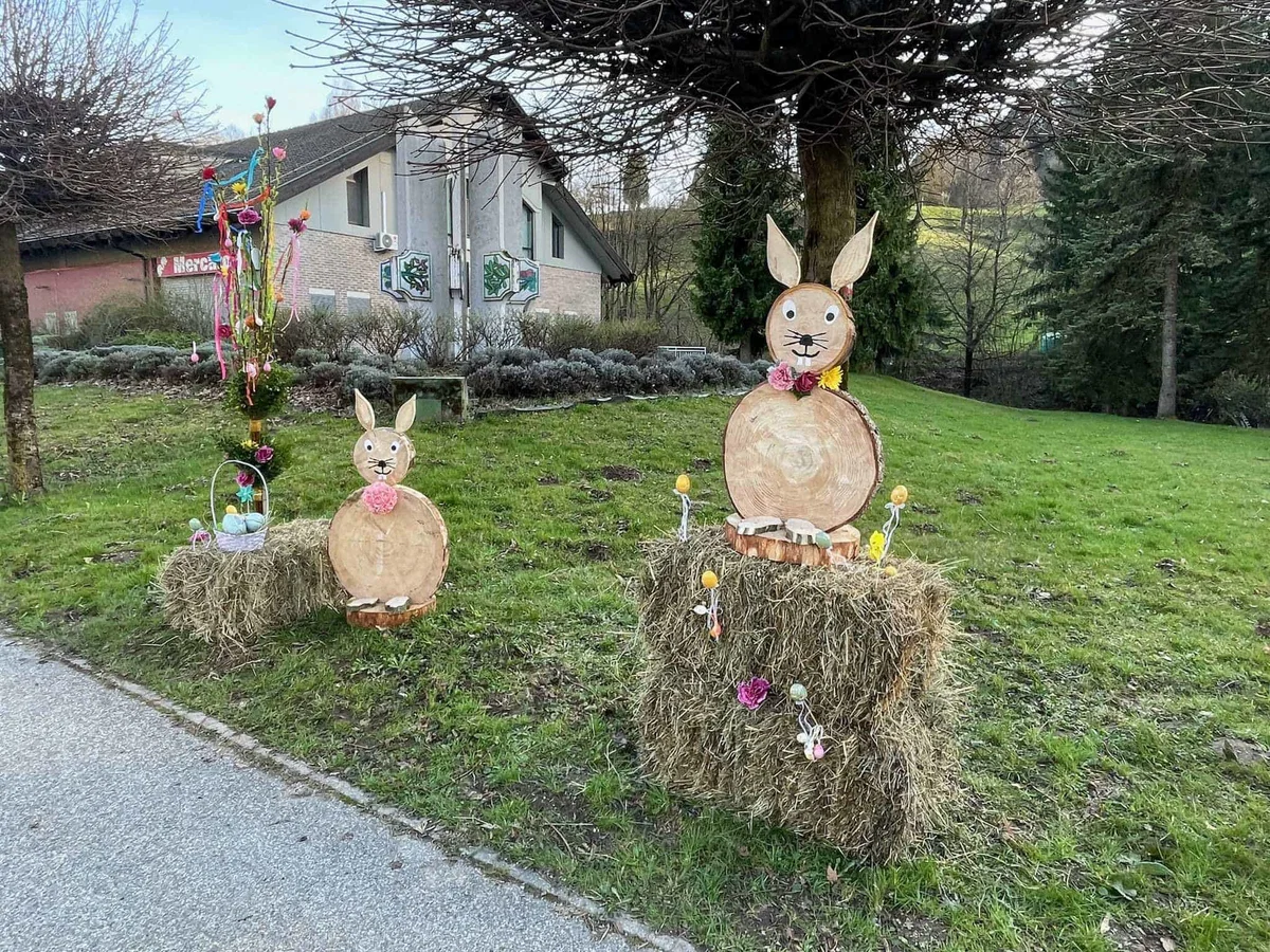 V Mislinji vas pričakuje čudovita velikonočna dekoracija (FOTO)