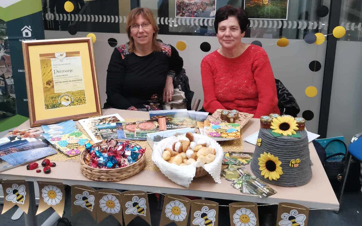 V Celju je potekal največji strokovni čebelarski dogodek v Evropi, tam so bili tudi Korošci 