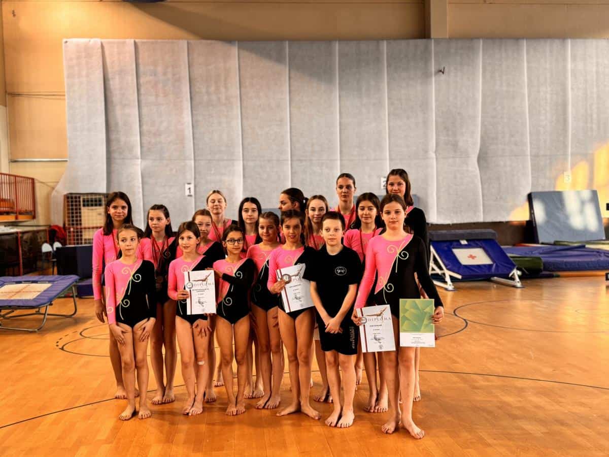 Gimnastičarji ŠD Partizan Ravne navdušili s svojimi uspehi v Renčah