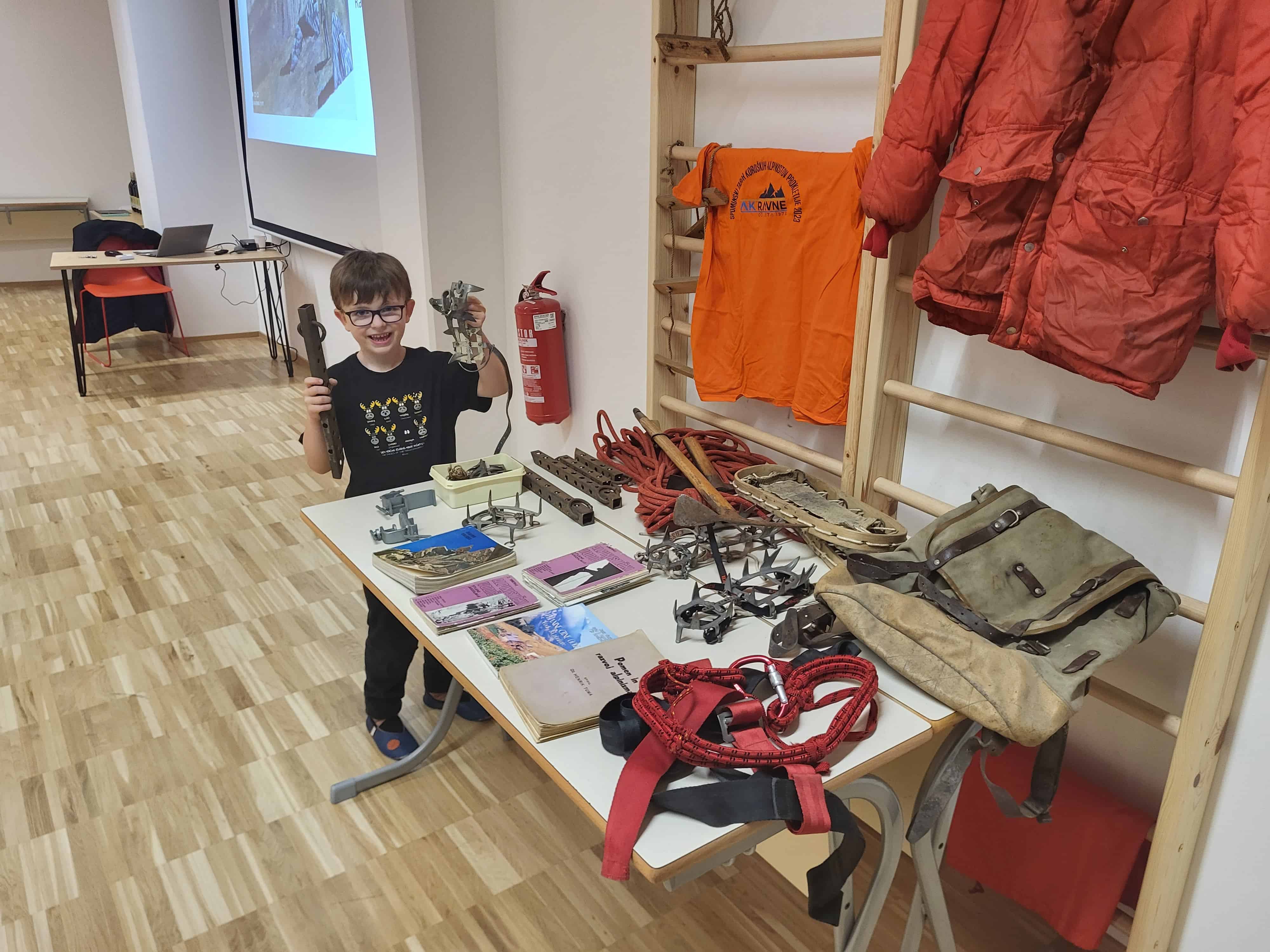 V dvorani Plezalnega centra Prevalje organizirali predavanje o alpinistični zimski odpravi 