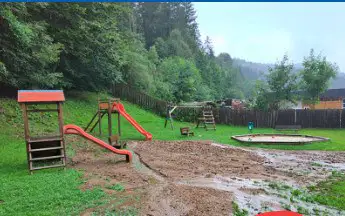 Pomagajte in glasujte, da bo igrišče v Strojnski Reki dobilo novo podobo