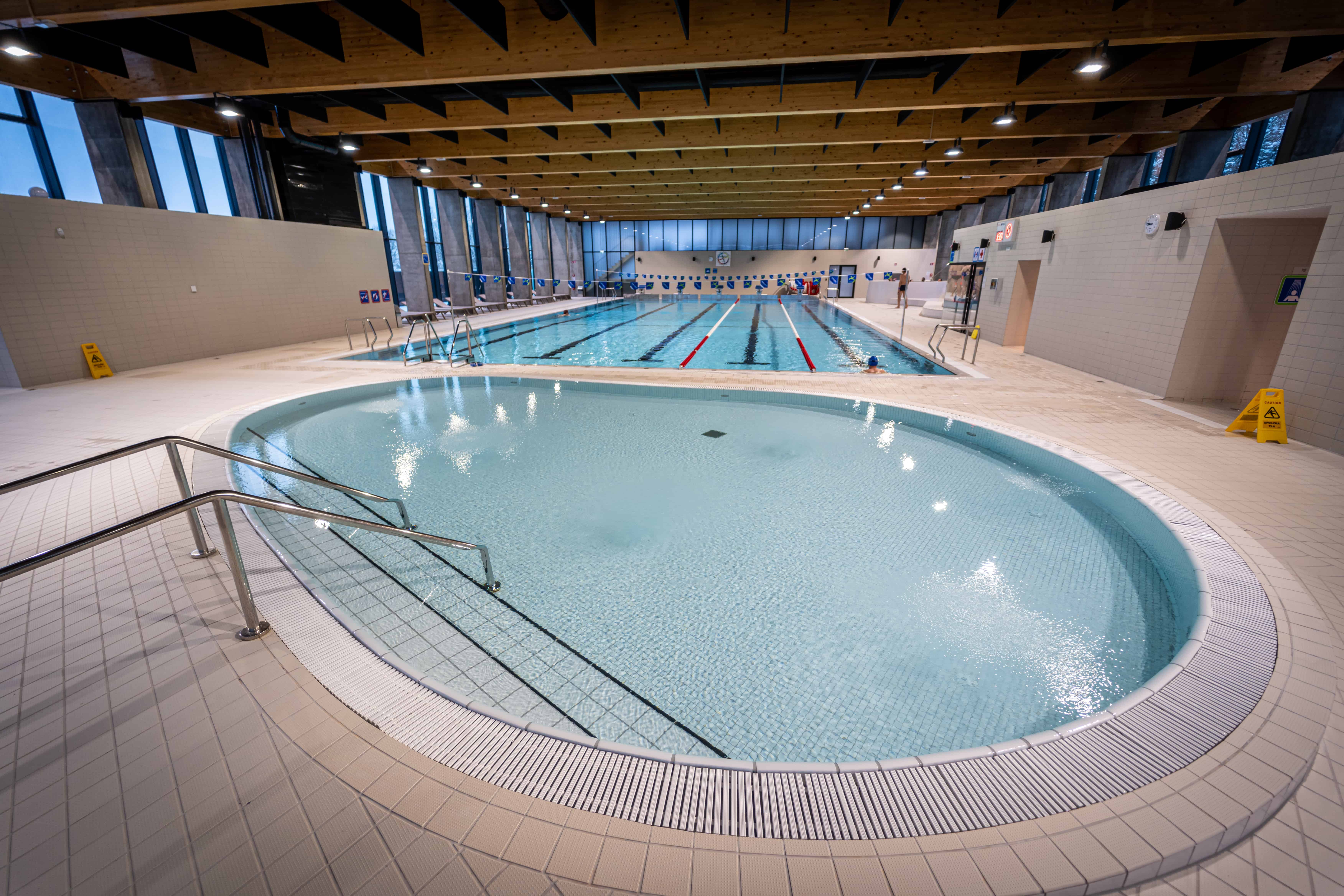 Prihaja Akvatlon - področno šolsko športno tekmovanje v plavanju in teku