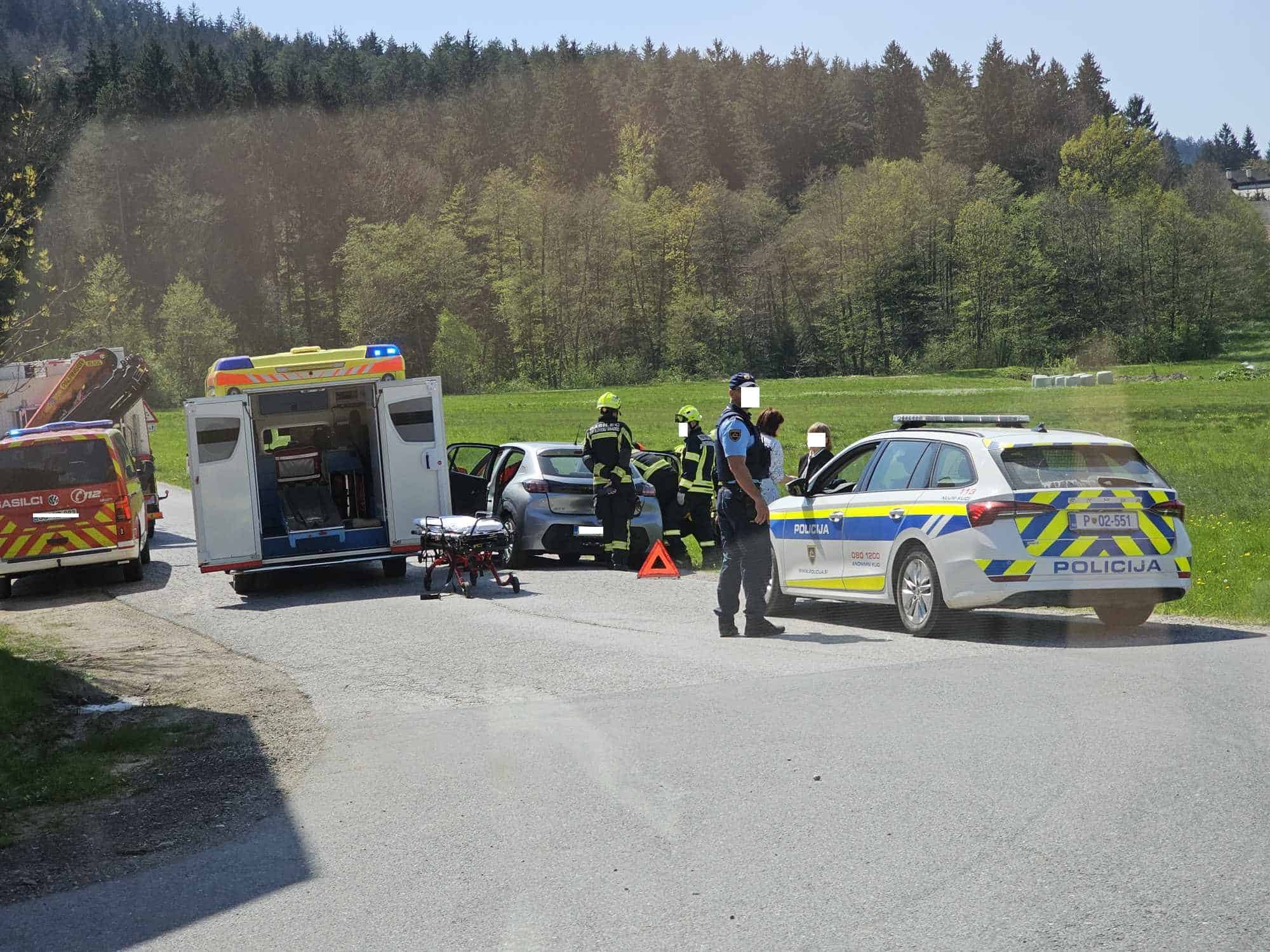 Obvestilo: Prišlo je do prometne nesreče v Mislinjski Dobravi