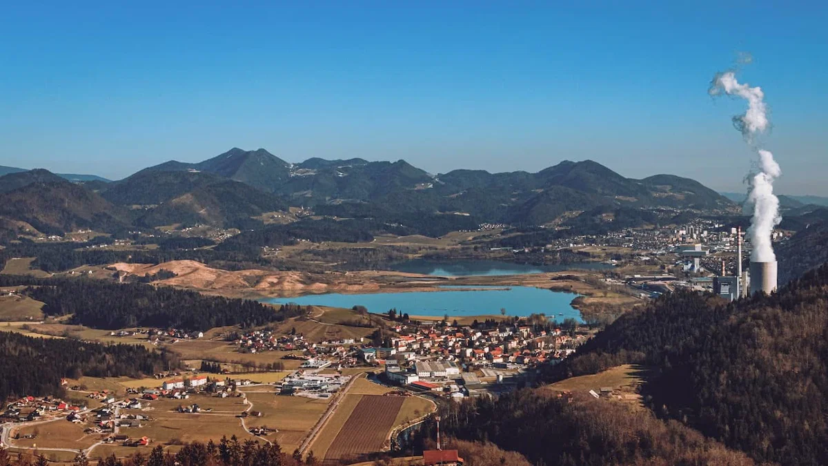 Komisija zahteva poročilo o cenah ogrevanja v Šaleški dolini v roku 15 dni