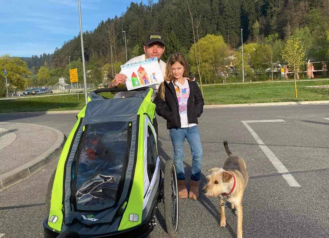 Oli Walker se je na Poti prijateljstva okoli sveta danes ustavil tudi na Koroškem (FOTO)