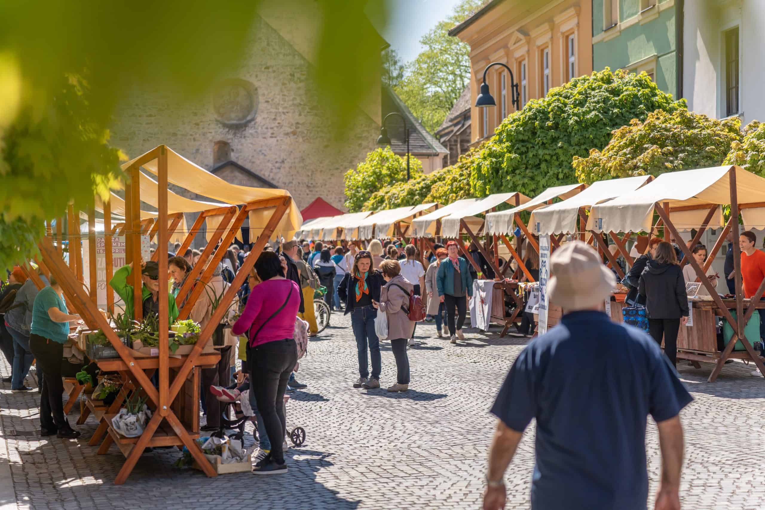 Na današnji Dan za spremembe se bo lahko vsakdo preizkusil v prostovoljstvu