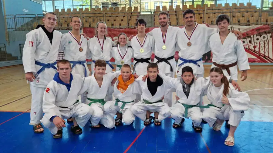 Uspeh koroških judoistov na mednarodnem tekmovanju v Mariboru (FOTO)