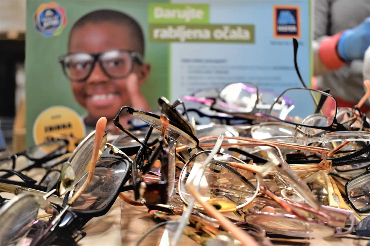 Začenja se že 12. akcija zbiranja rabljenih očal za ljudi iz manj razvitih držav