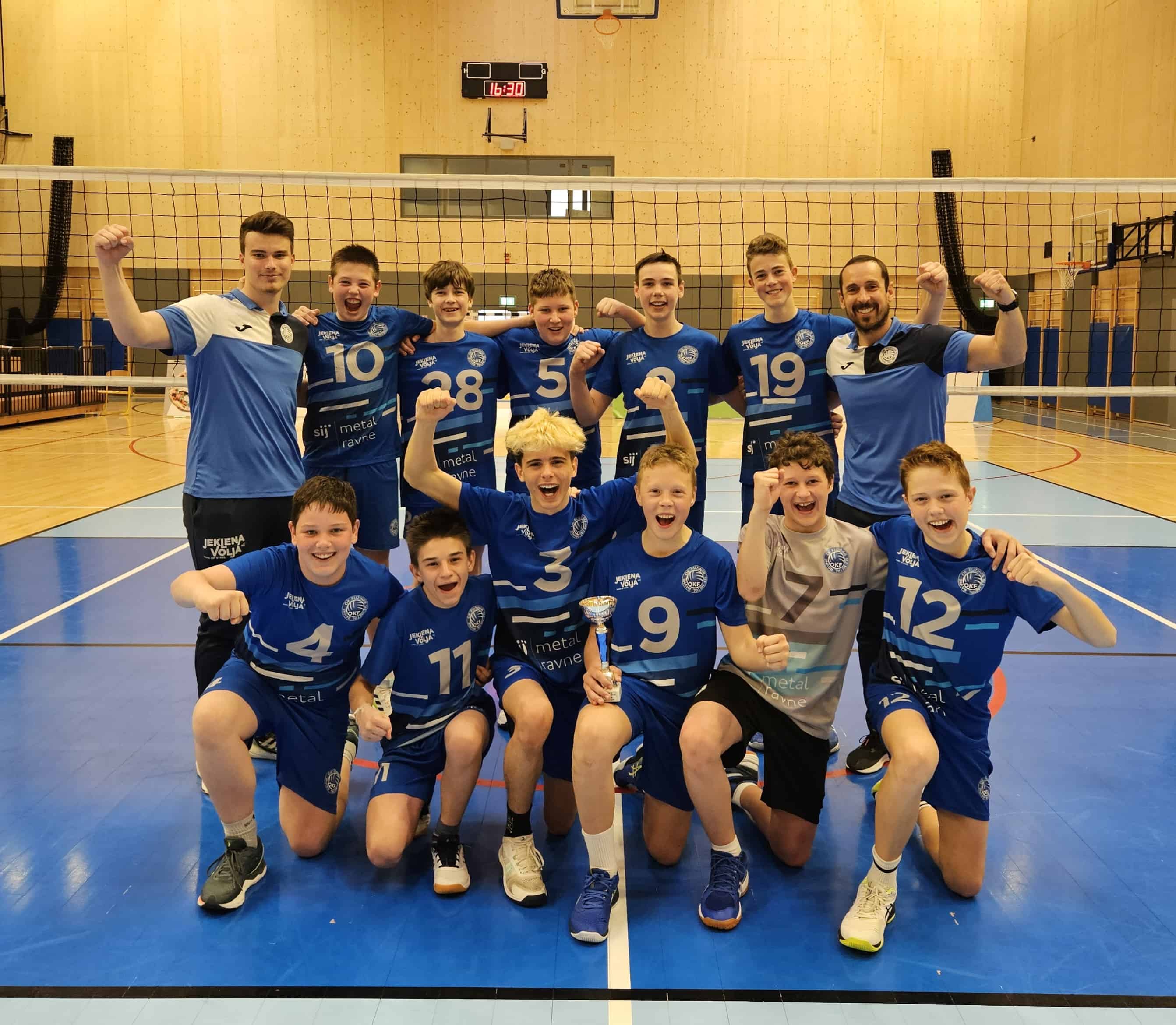 Uspešen vikend za mlade odbojkarje: Fužinarjevi starejši dečki na poti v finale