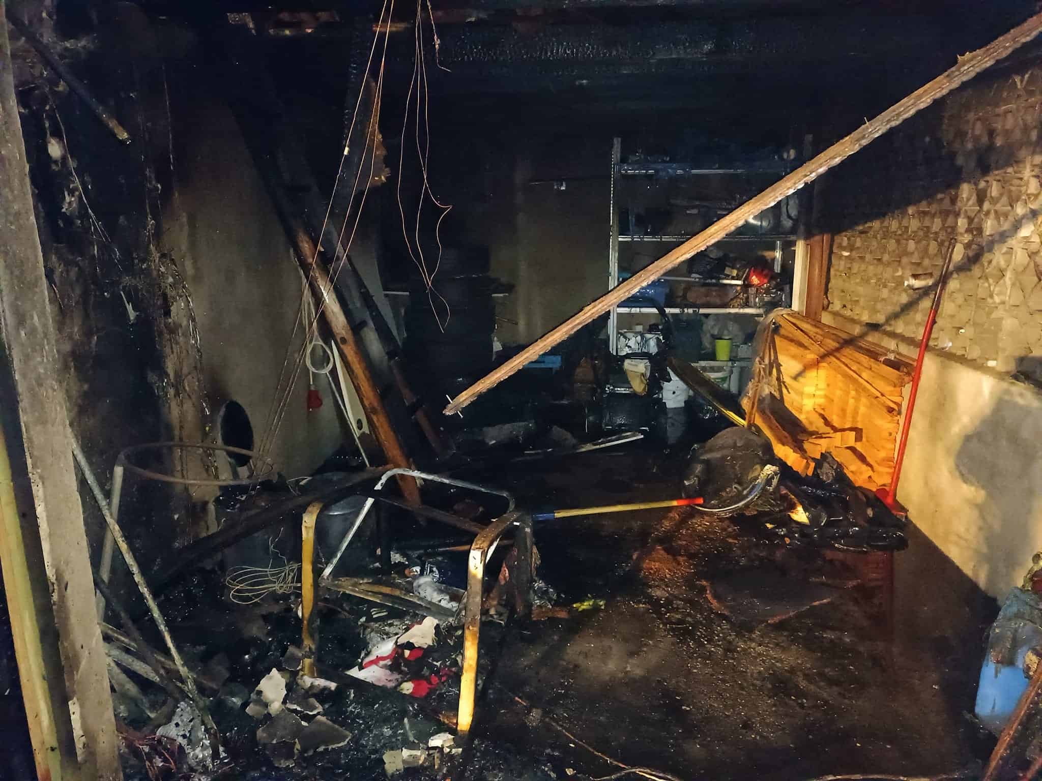 Požaru v Črnečah botrovala napaka na napeljavi