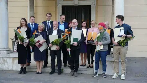 FOTO: Na Ravnah so na slovesni seji podelili občinska priznanja