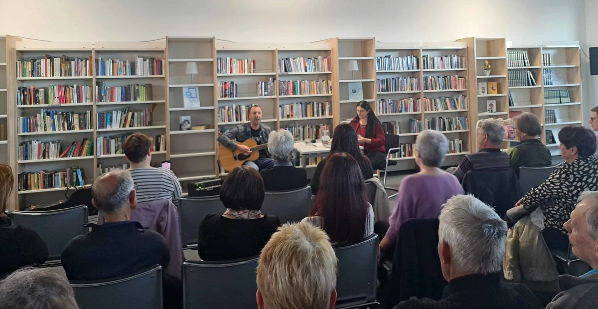 Aprilske aktivnosti in dejavnosti za spodbujanje branja v Knjižnici Radlje ob Dravi