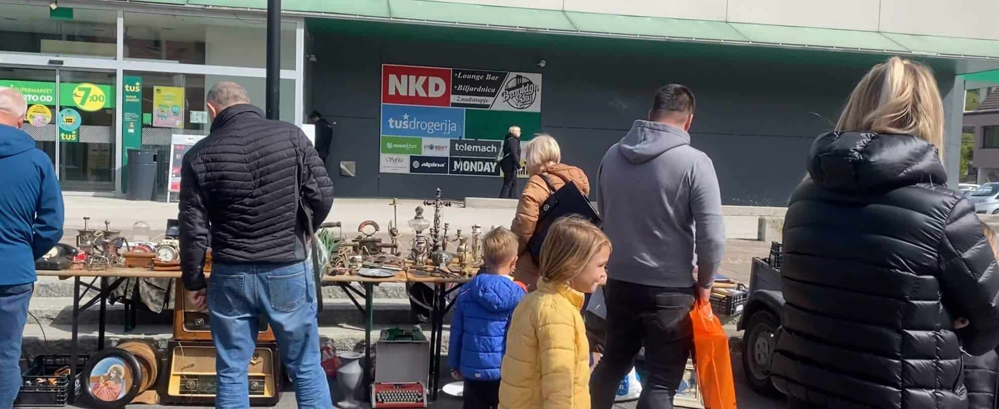 Na Ravnah na Koroškem je ponovno potekal sejem starin