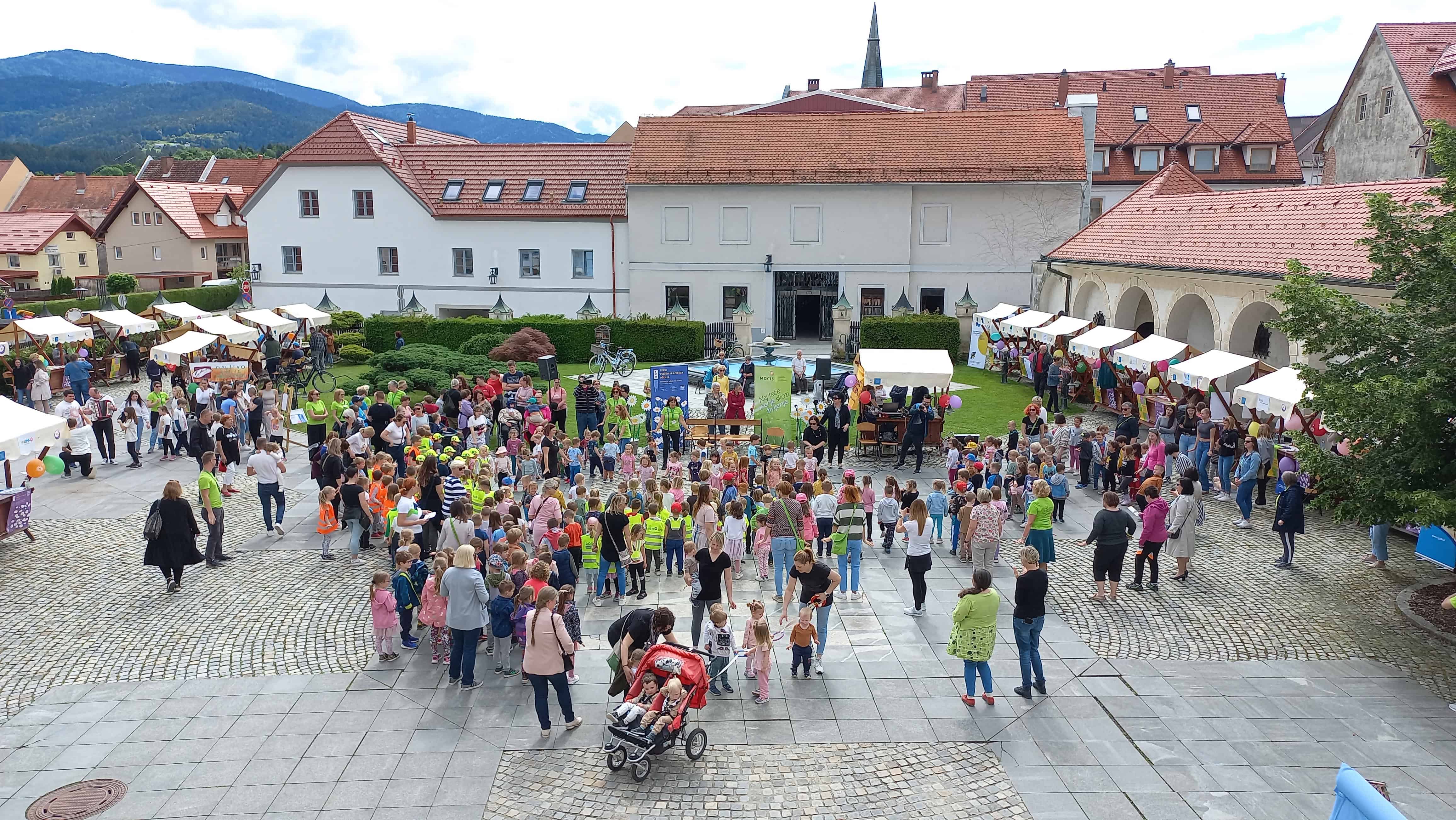 Koordinacija letošnjih Tednov vseživljenjskega učenja s sloganom "Tudi strojetvor je umotvor" 