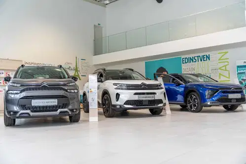 V Avto Center Ravne po super Citroën akcijo - staro za novo