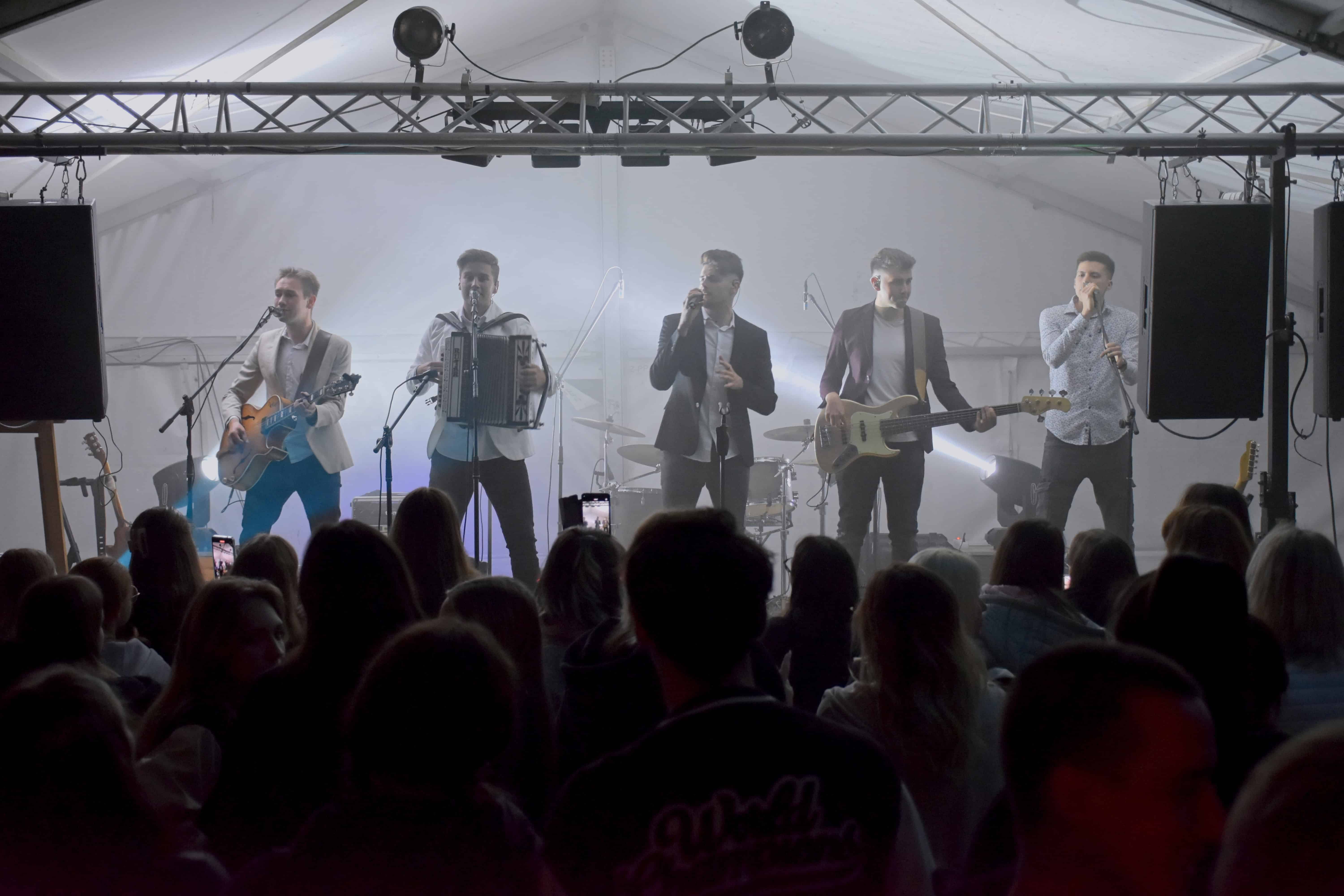 FOTO: Kresovanje s Polkaholiki v Vodnem parku Radlje privabilo številne obiskovalce