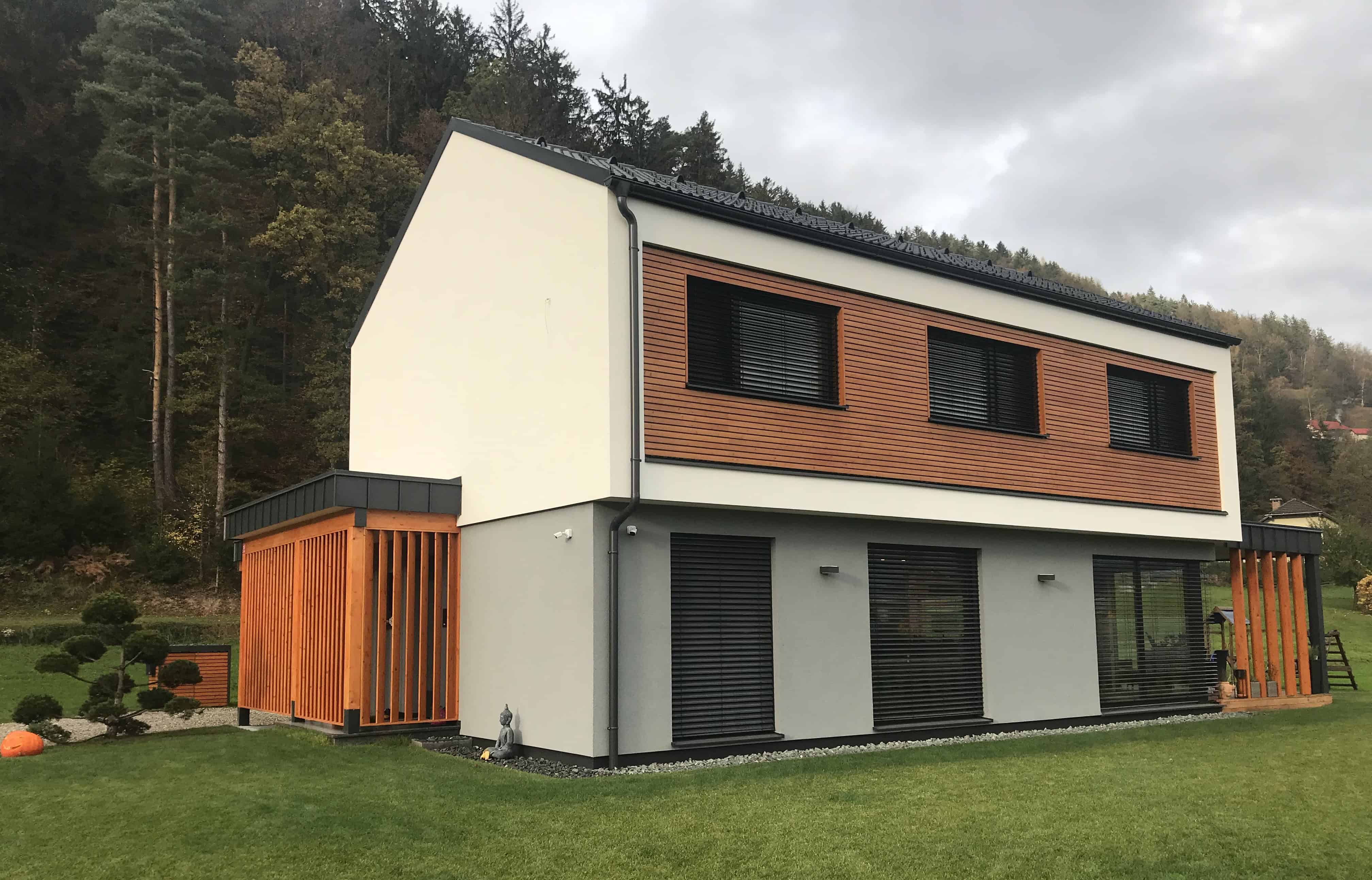 Individualno skoraj-nič energijsko hišo Lumar si boste lahko ogledali v Slovenj Gradcu