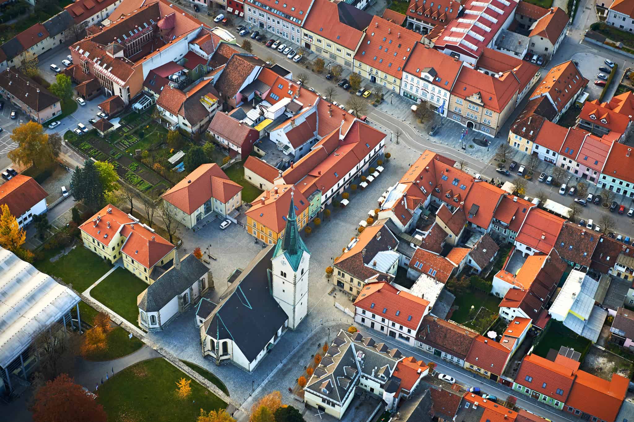 Vabilo: Sodelujte v raziskavi o trajnosti slovenskega turizma